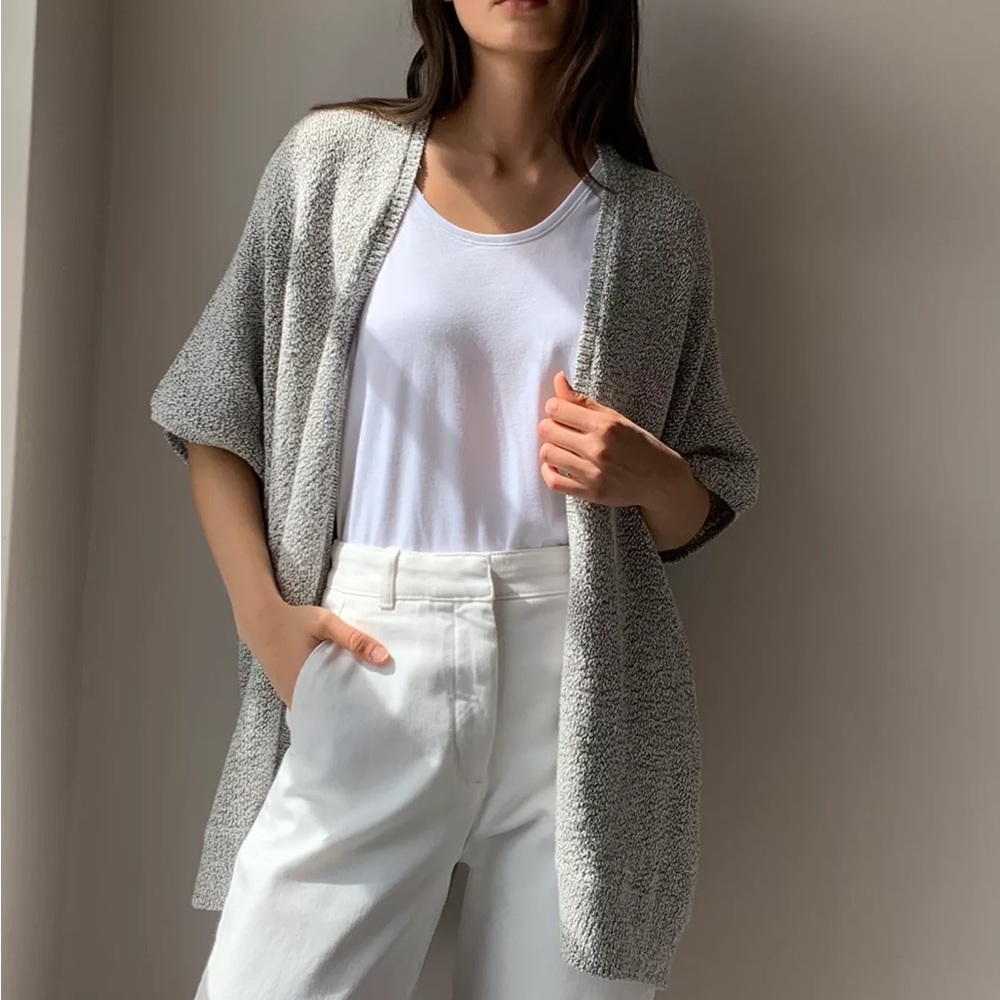 Community Aritizia Ionic Cape